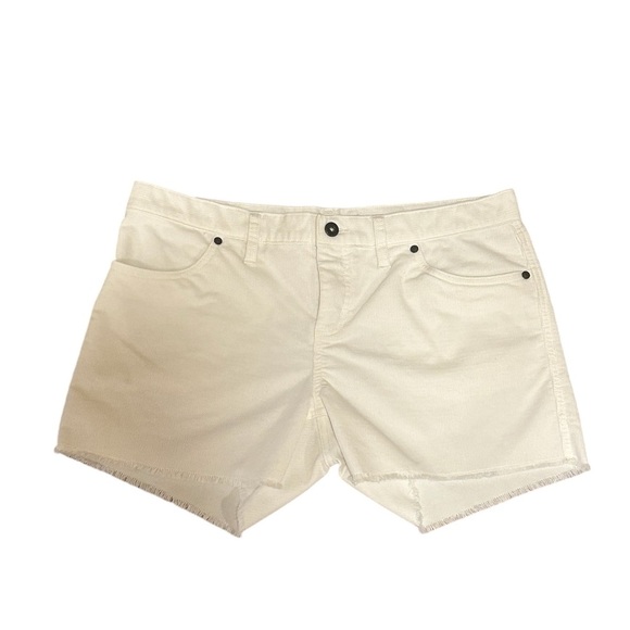 Carve Designs White Raw Hem Organic Cotton Blend Cutoff Shorts Women’s Size 12 - Picture 1 of 5